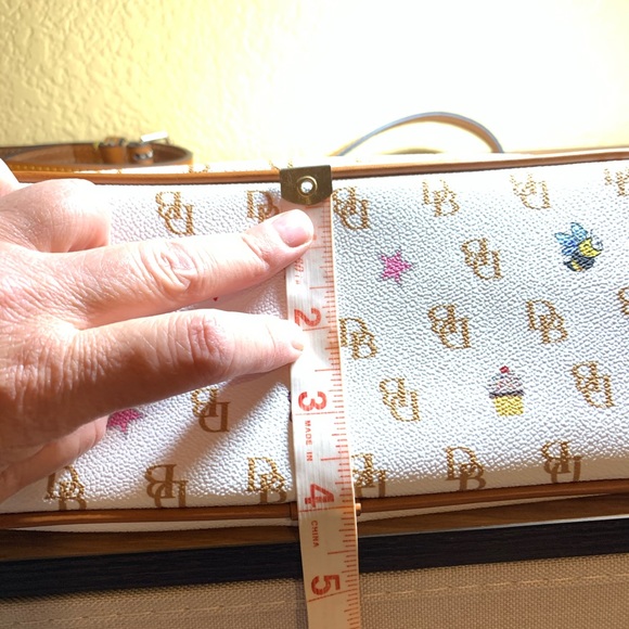 Dooney & Bourke - Picture 14 of 16